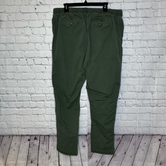 Old Navy Olive Green Chinos Ankle Length Pants Size XL Tall - Picture 3 of 9